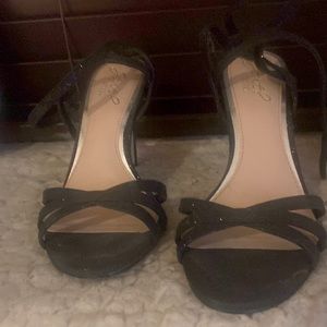 Badgley Mischka black high heels sandals